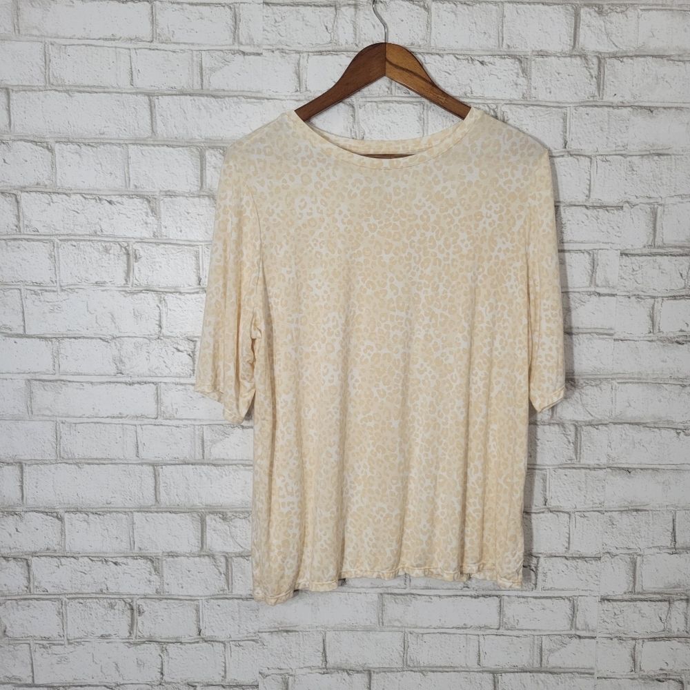 Nine West "Essential" leopard print tee